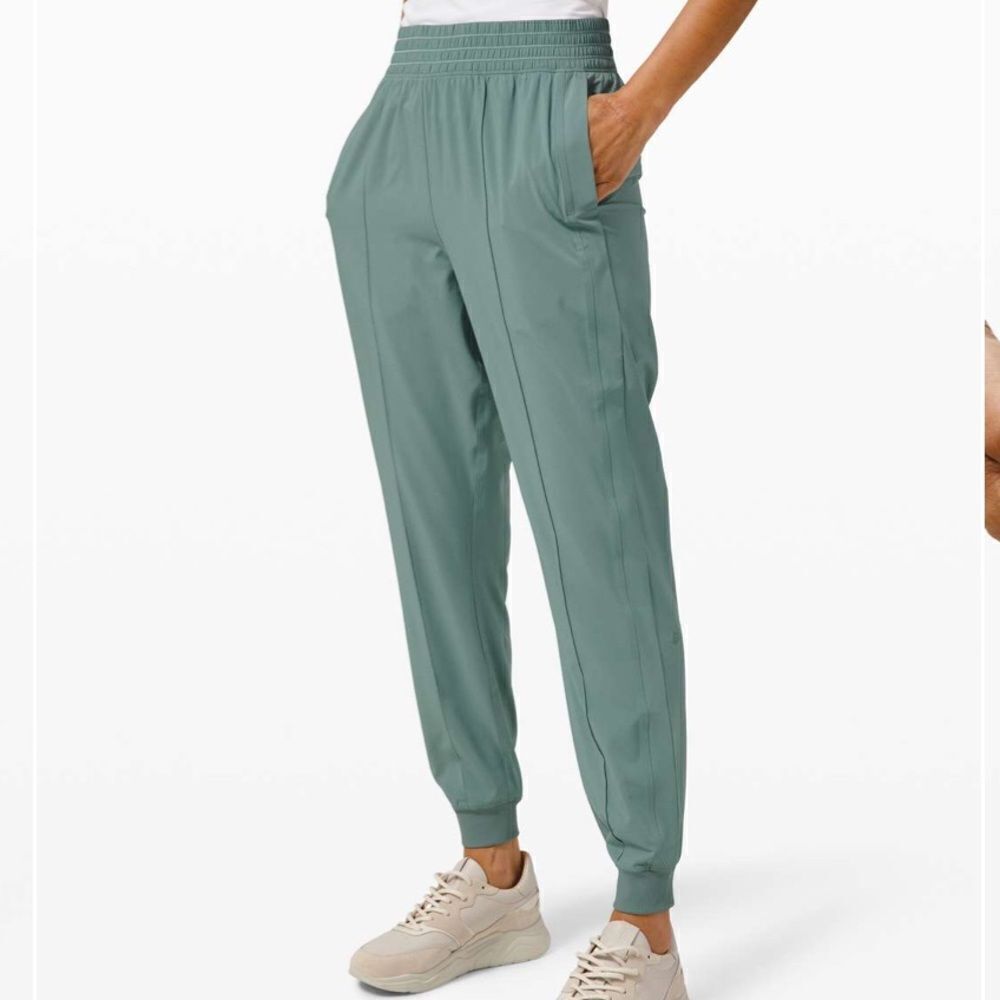 NWOT Lululemon Wanderer Jogger 28"
Tidewater Teal